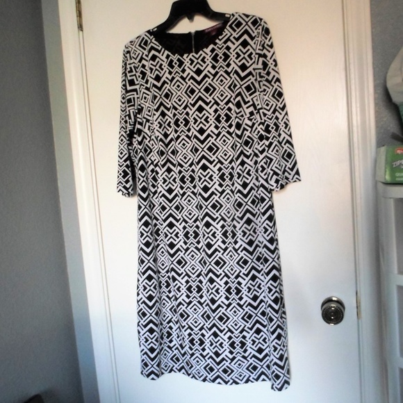 Jessica London Dresses & Skirts - BLACK & WHITE DRESS 16